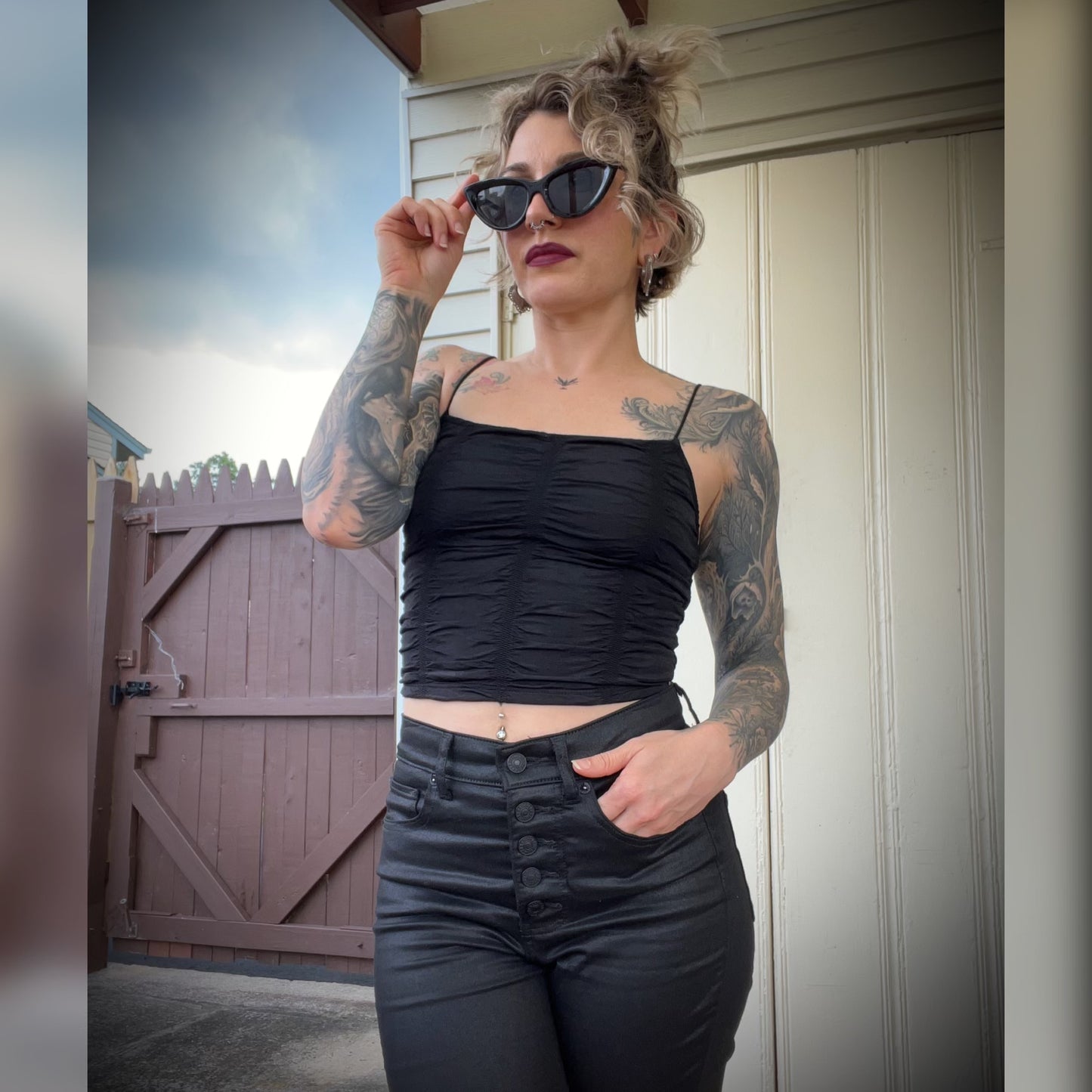 Dark Entries Top