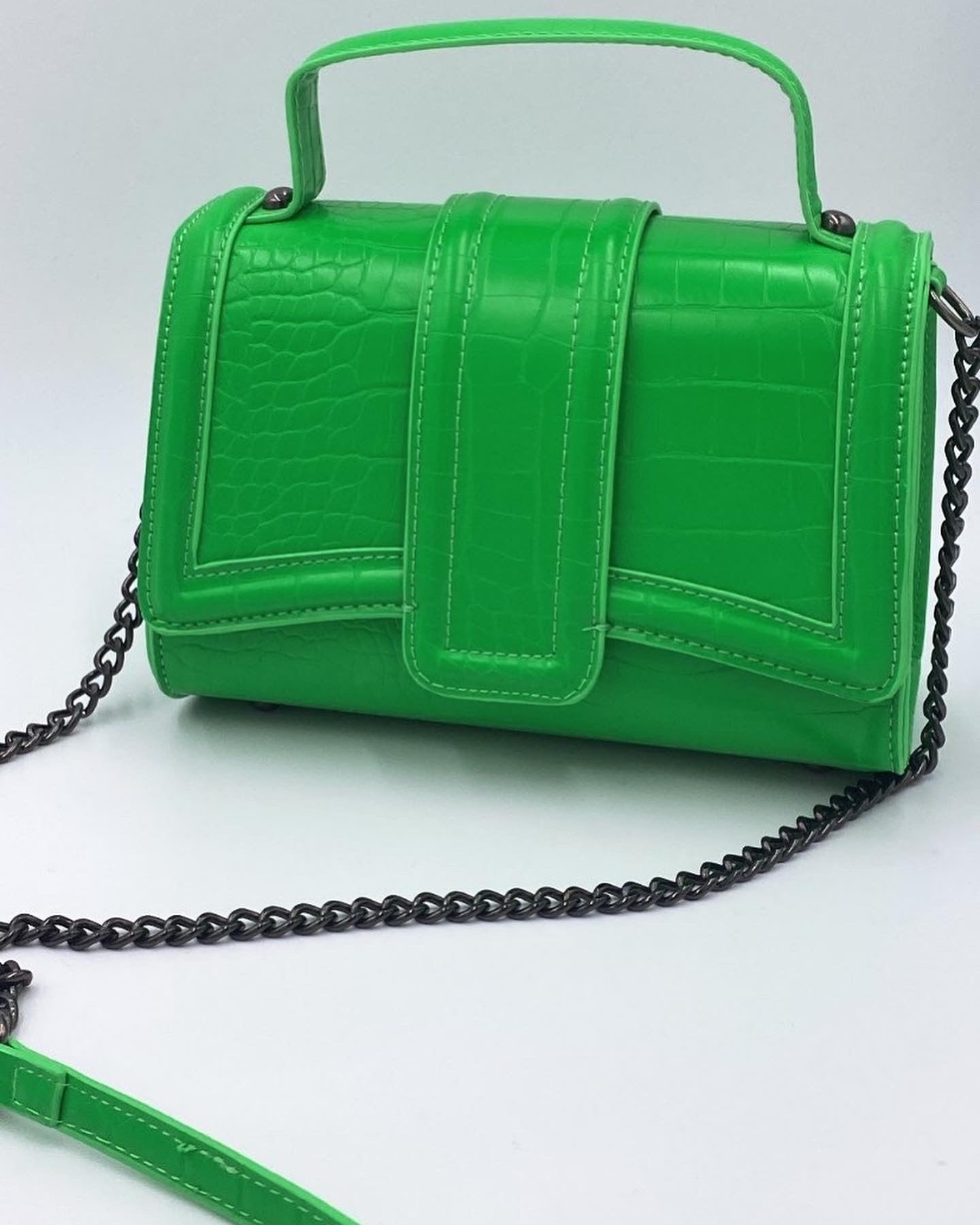 Poison Ivy Crossbody Bag